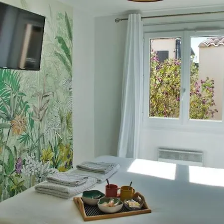 Holiday home Divine Sunny Roujan